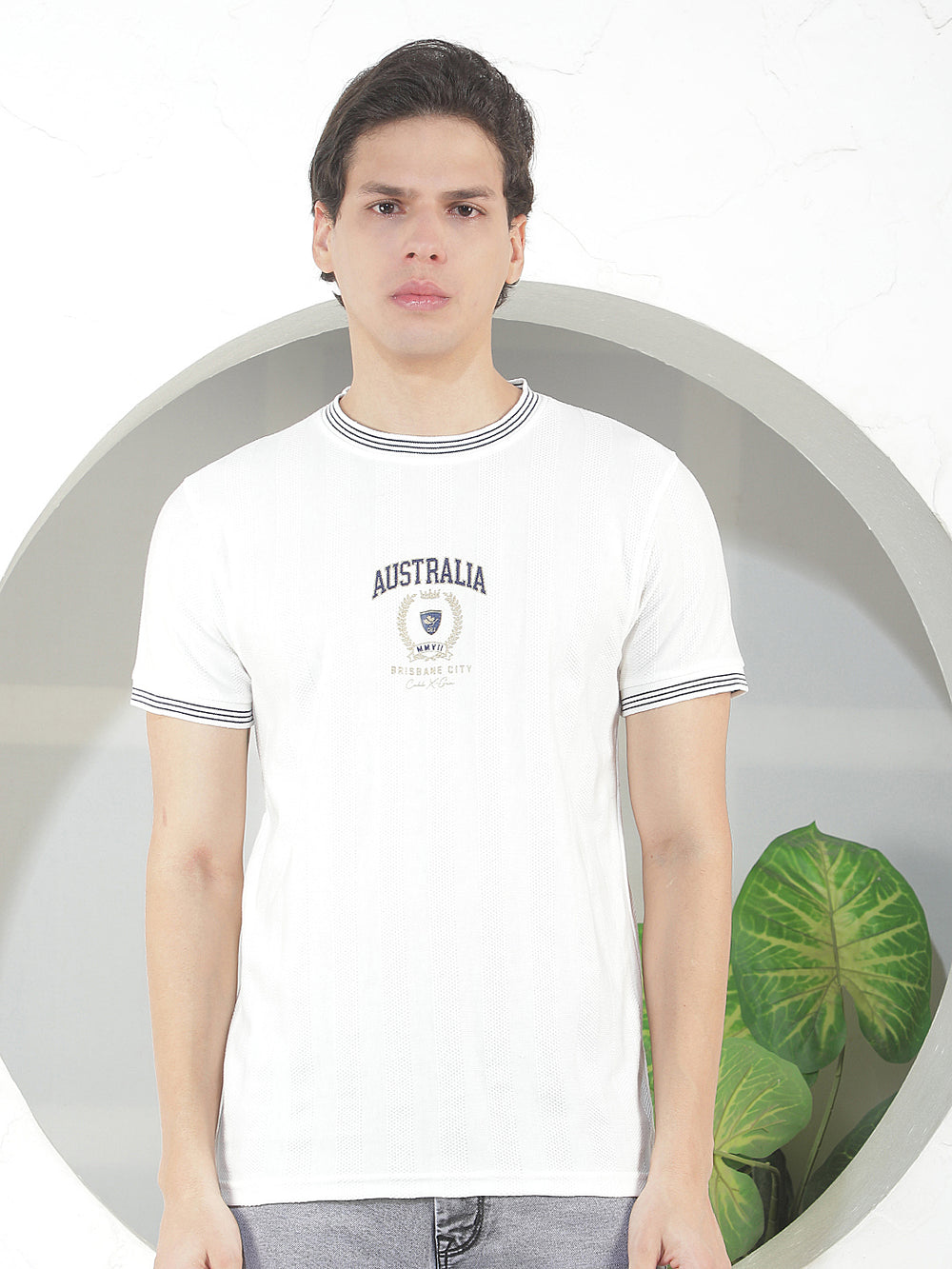 white printed round tees