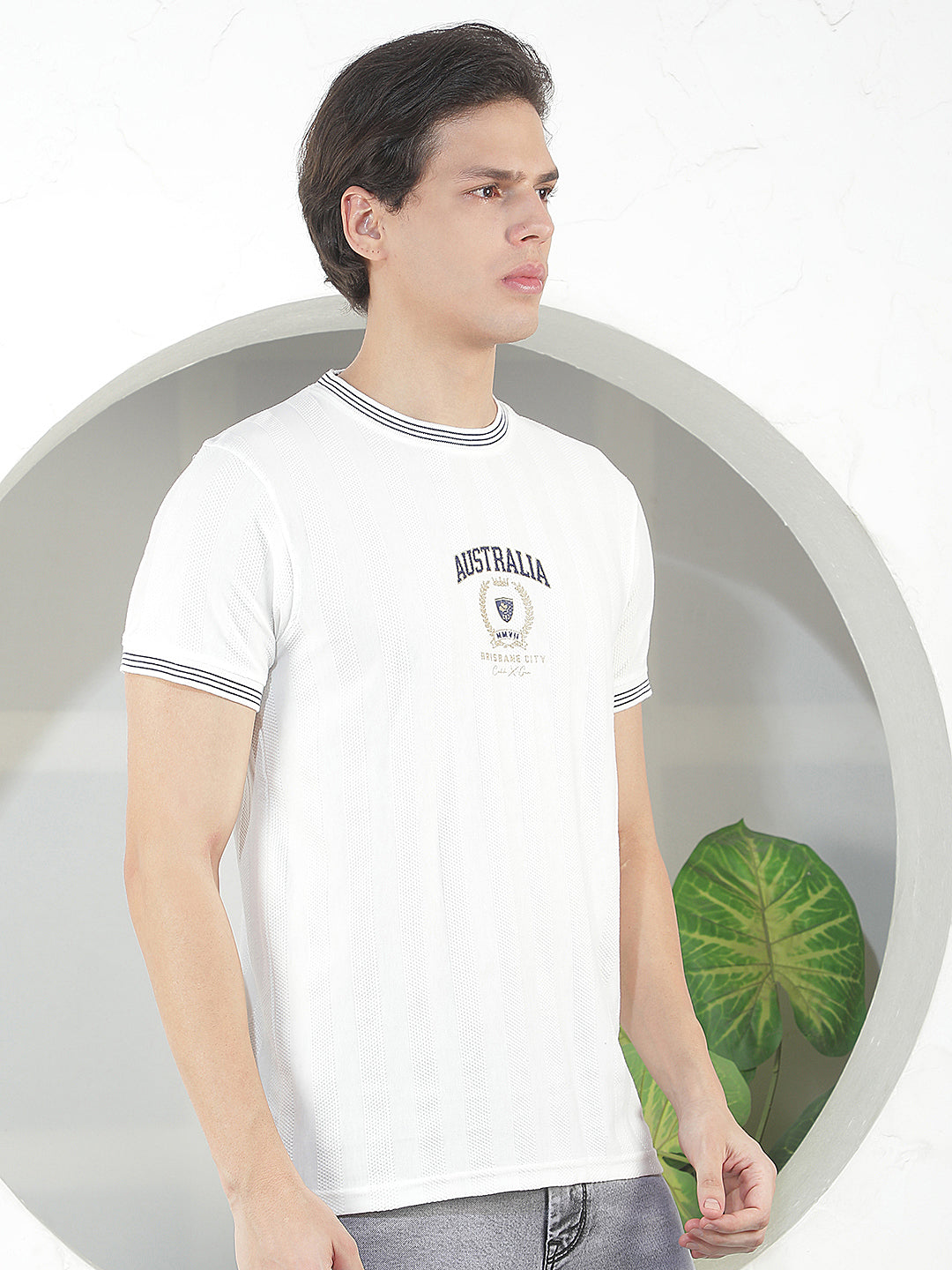 WHITE PRINTED ROUND TEES