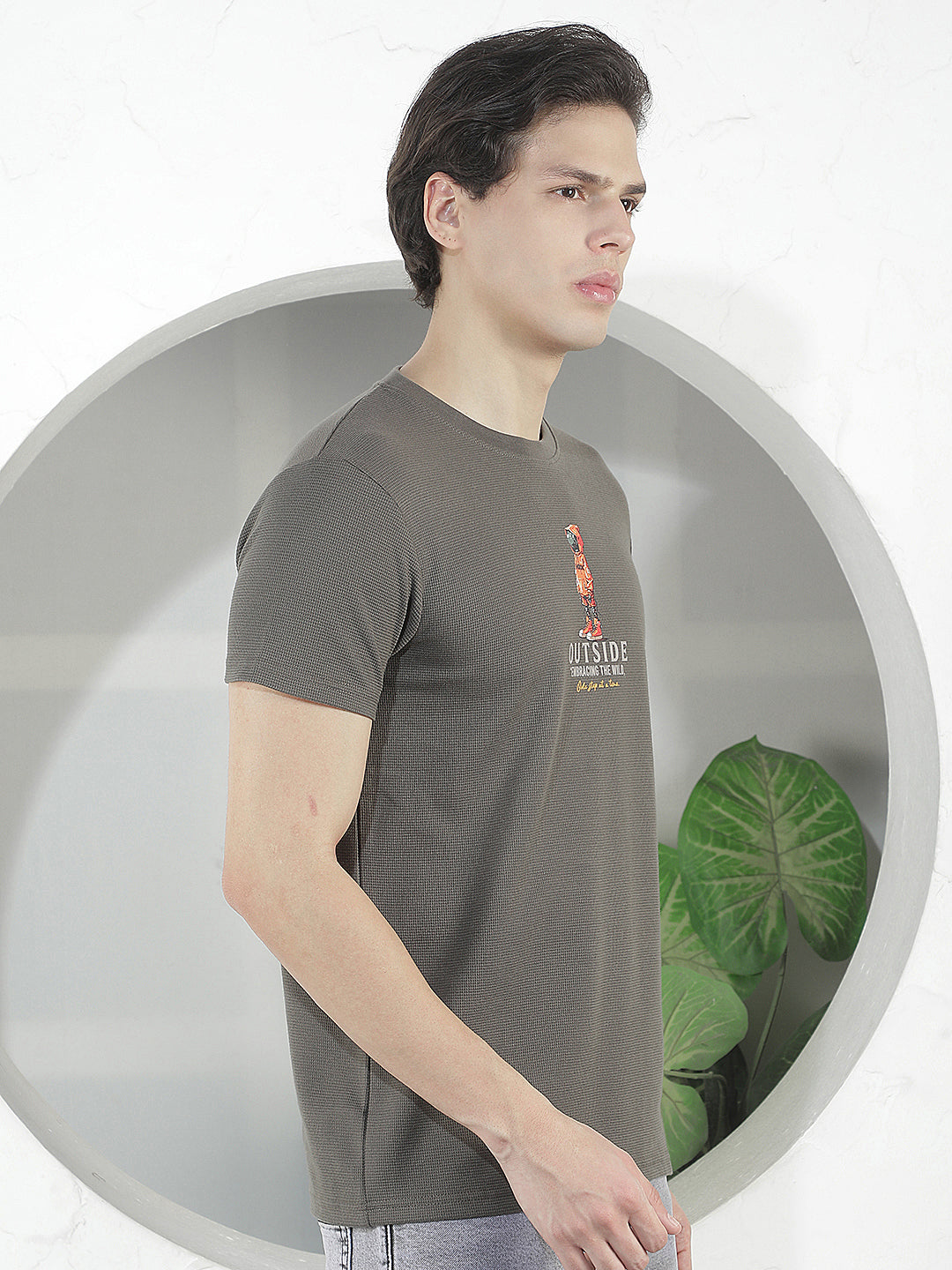 OLIVE PRINTED ROUND TEES