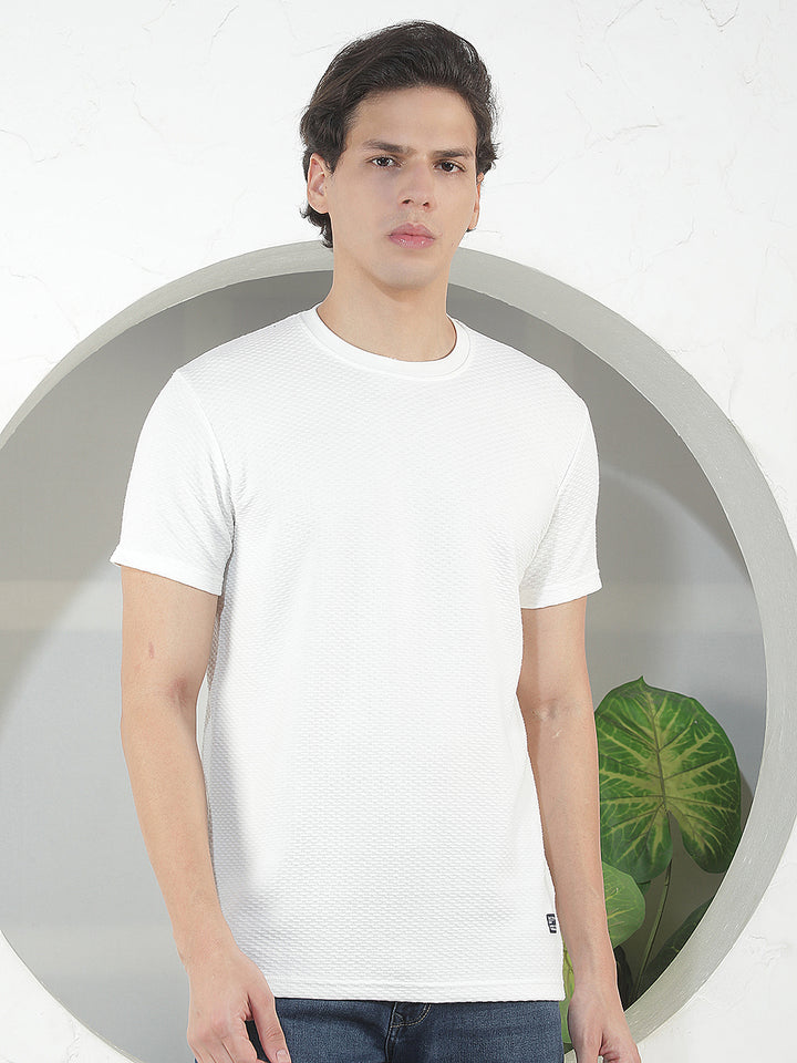 white self-design round tees