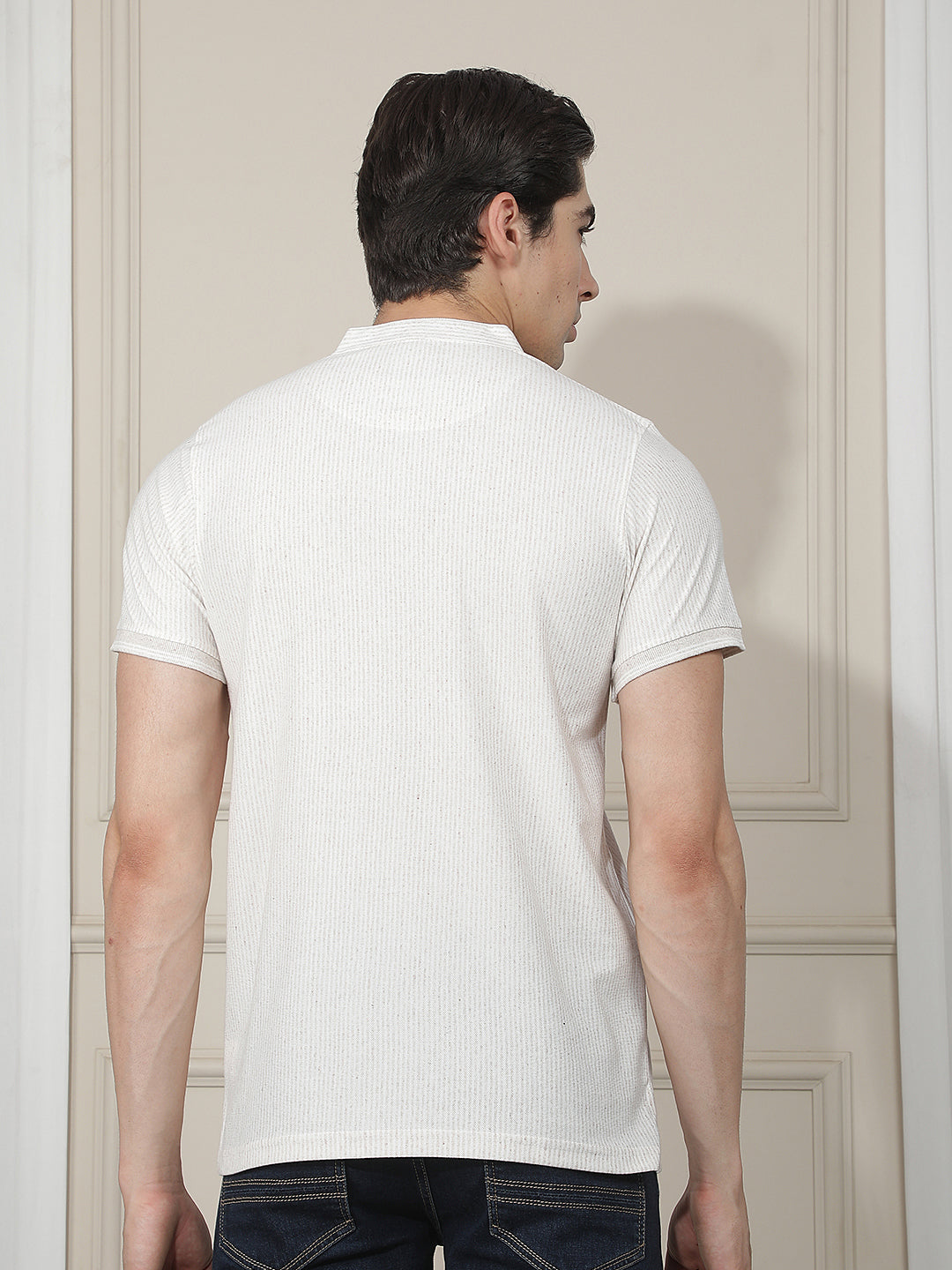 beige striped round tees