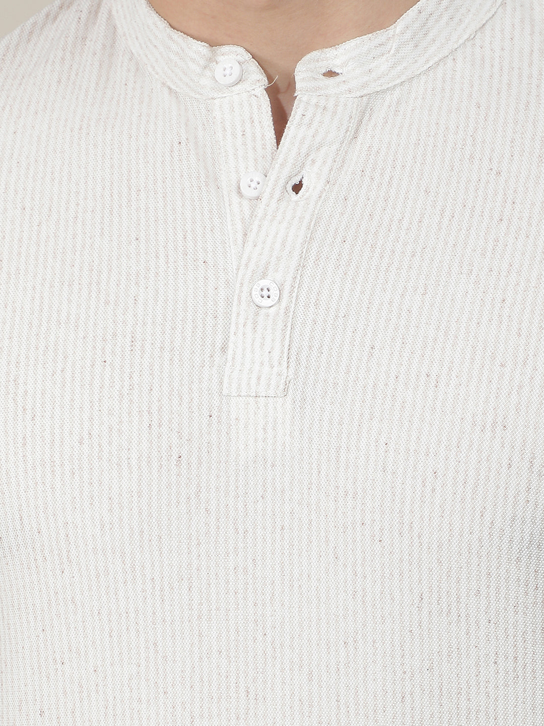 beige striped round tees