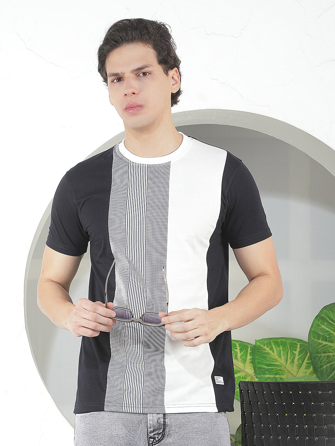 navy color-block round tees