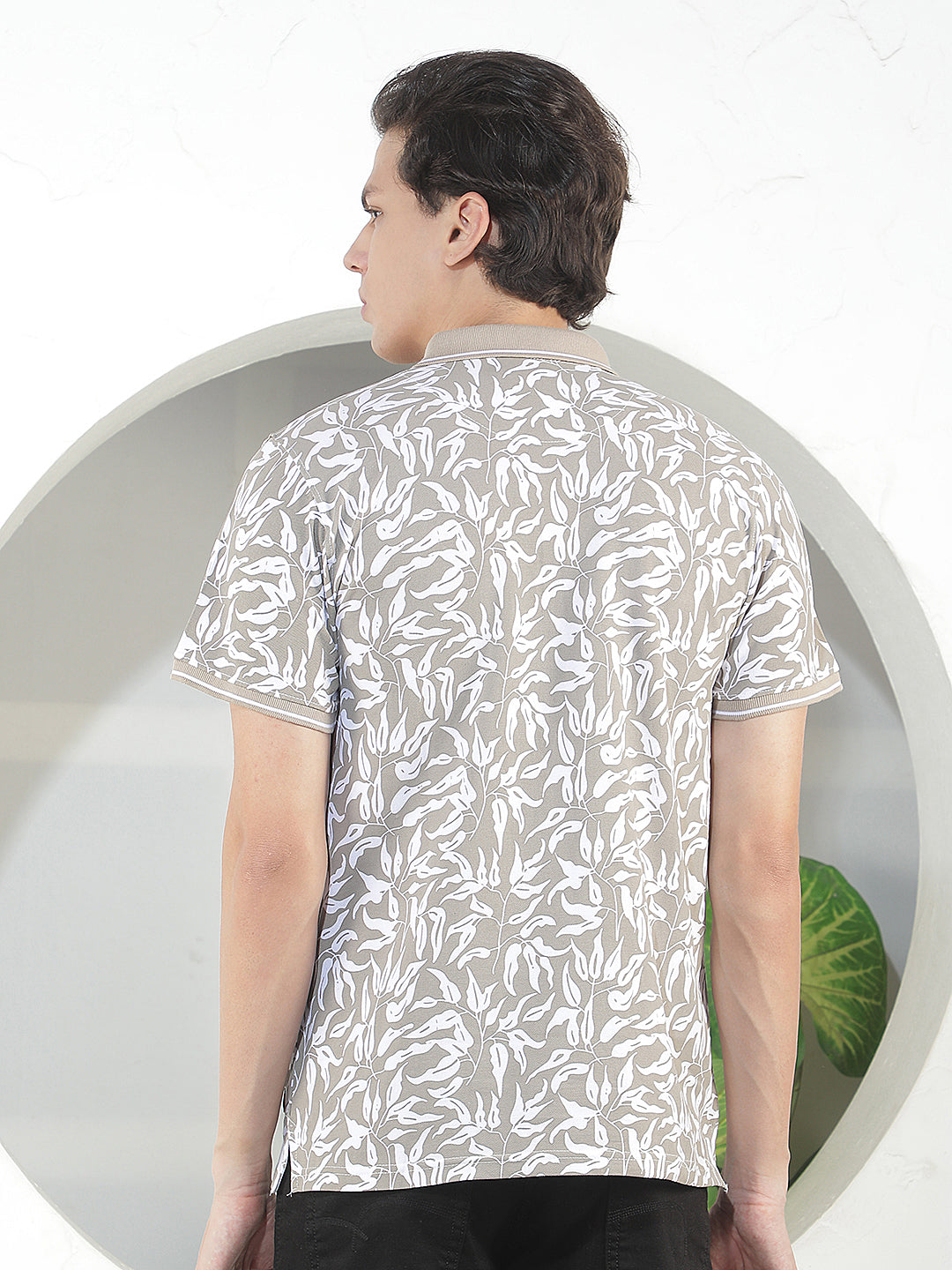 light brown printed polo t-shirt