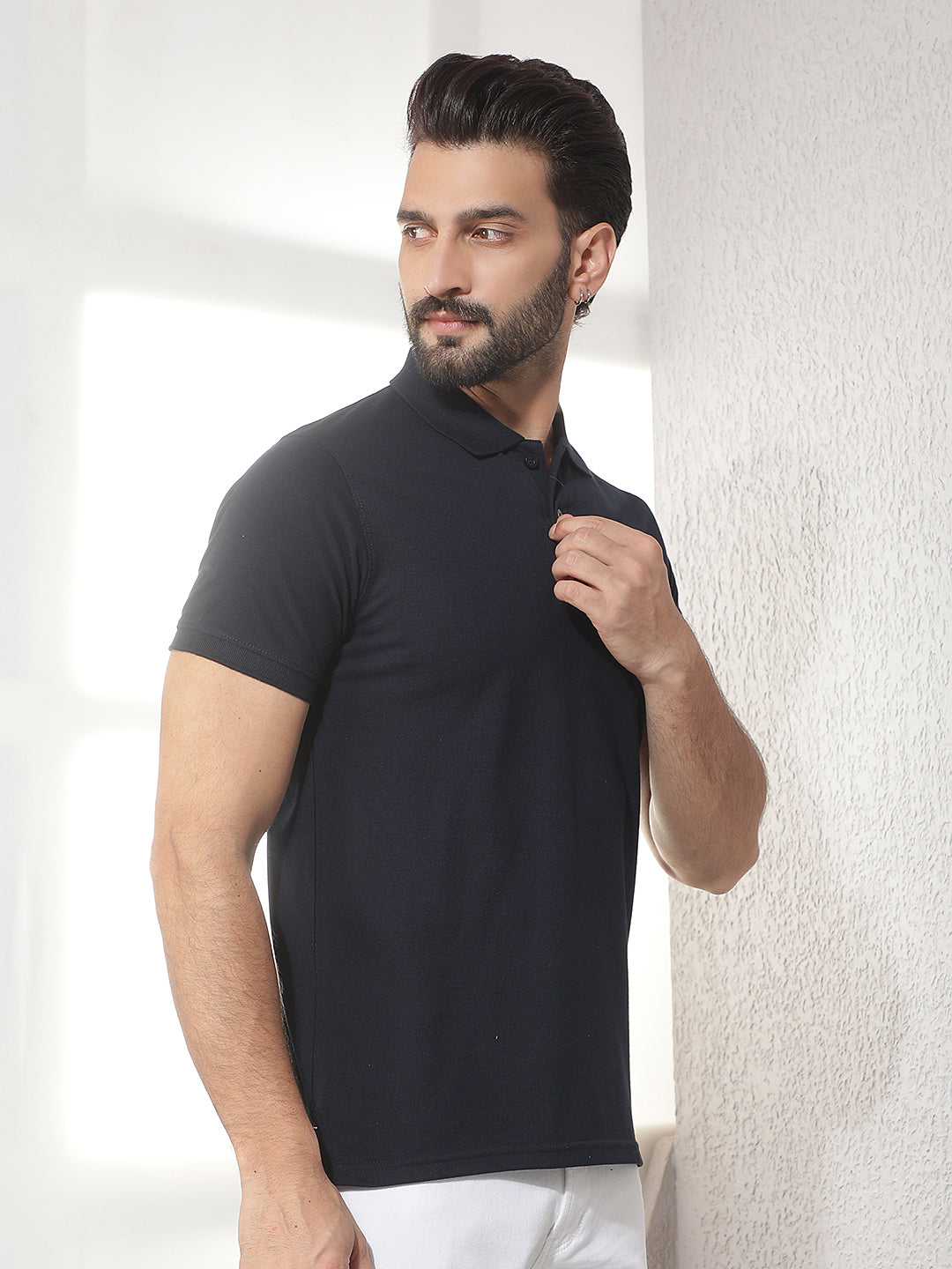 cobb blue solid polo neck t-shirt