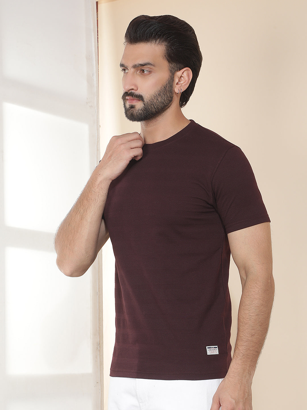 cobb wine solid round neck t-shirt