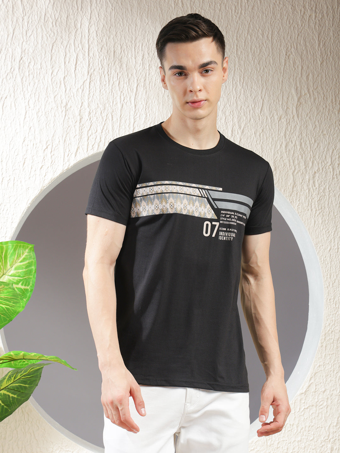 cobb black printed round neck t-shirt