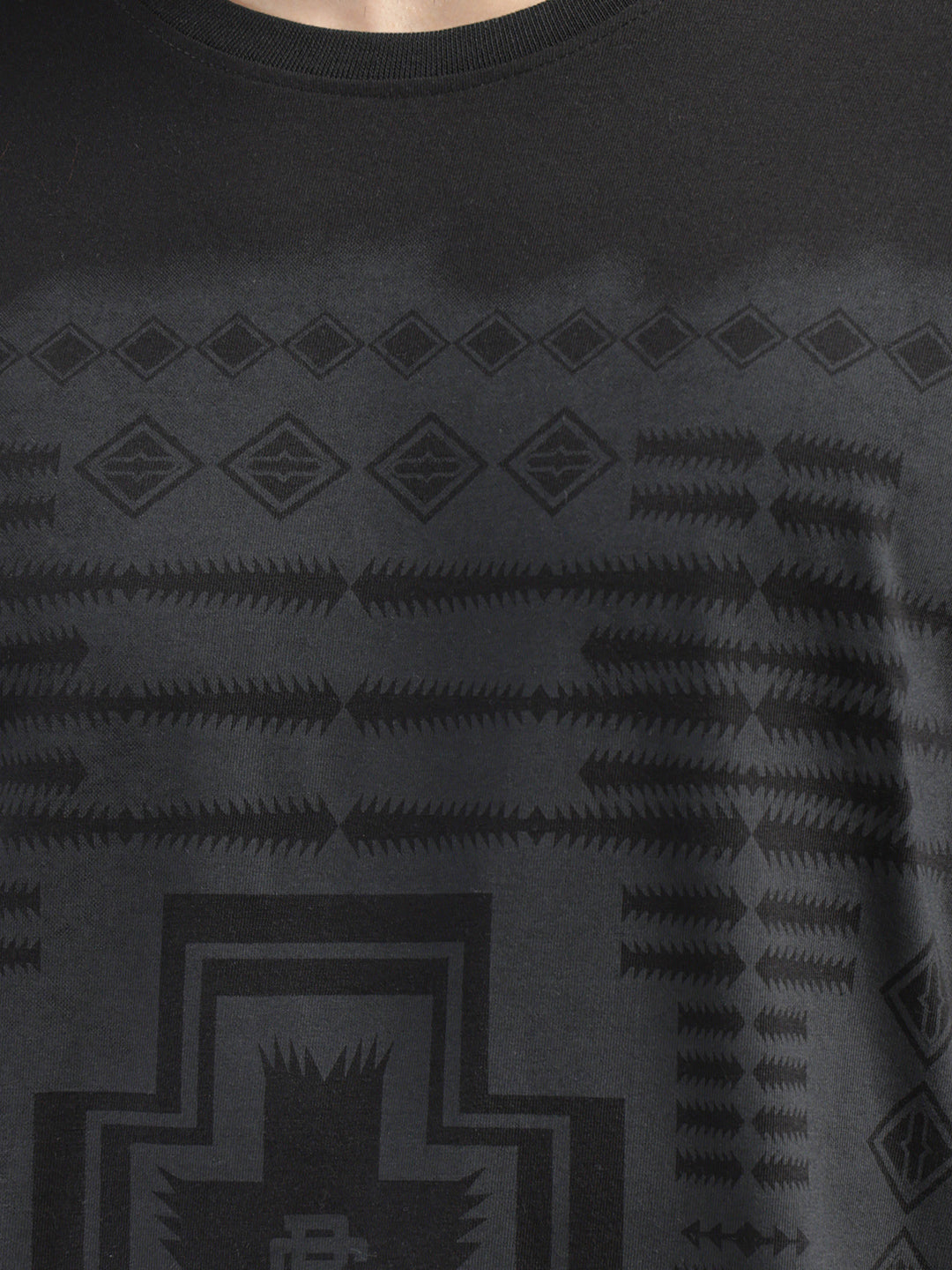 cobb black printed round neck t-shirt
