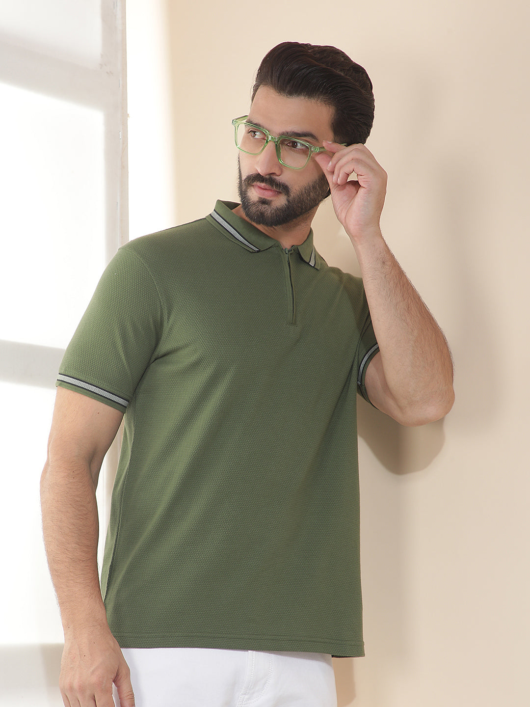 cobb olive solid polo neck t-shirt