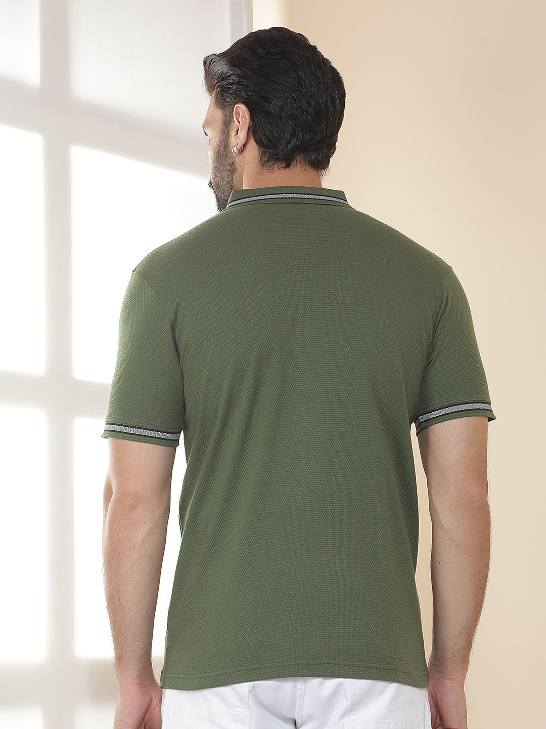 cobb olive solid polo neck t-shirt