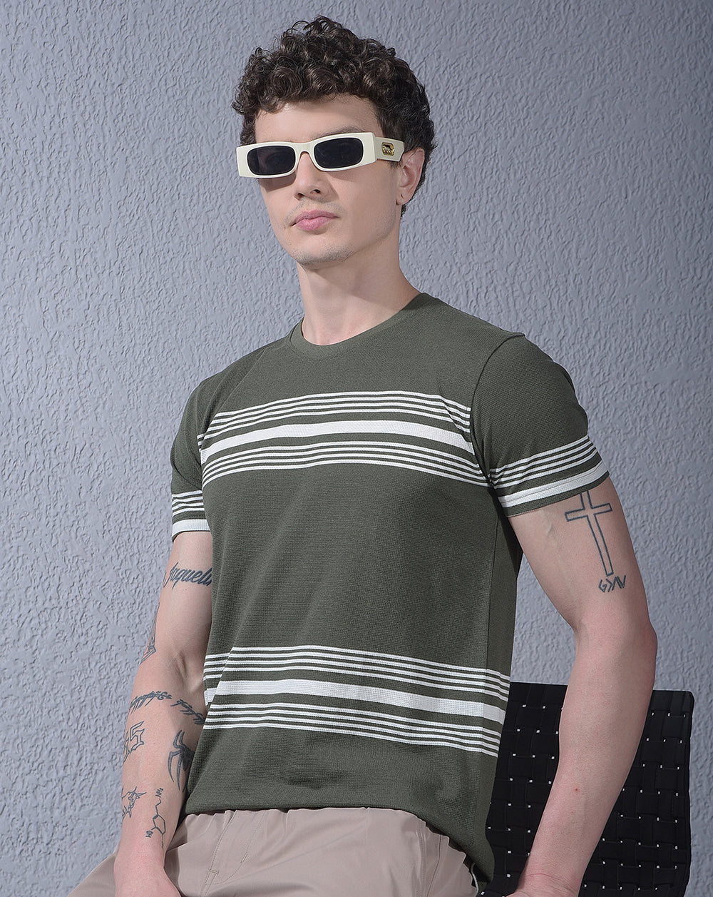 cobb olive striped round neck t-shirt