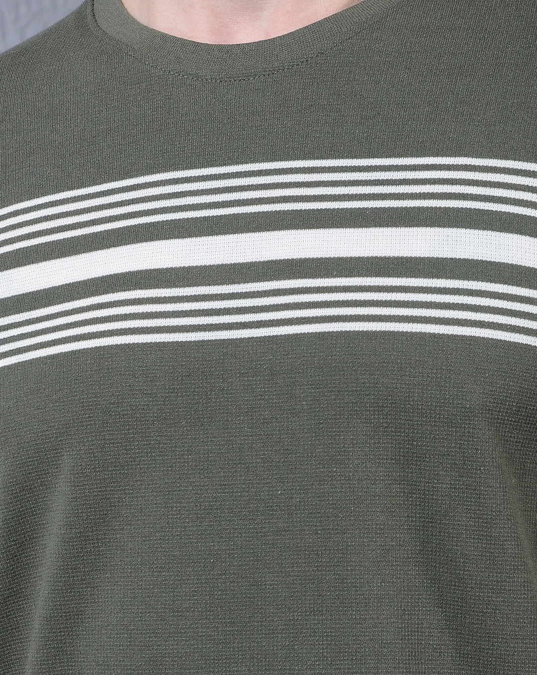 COBB OLIVE STRIPED ROUND NECK T-SHIRT