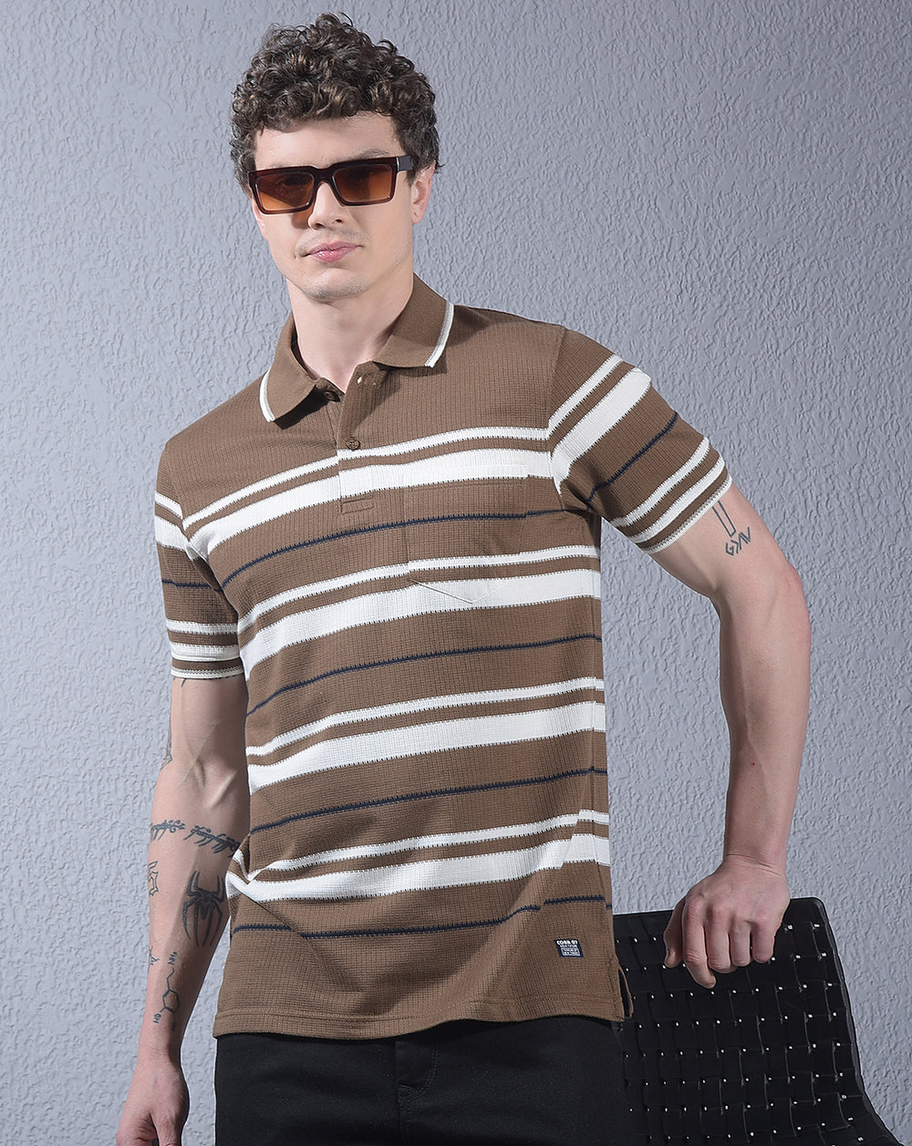 cobb brown color-block polo neck t-shirt