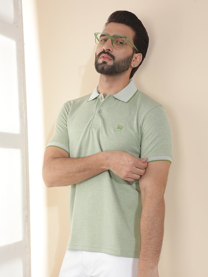 cobb light green solid polo neck t-shirt