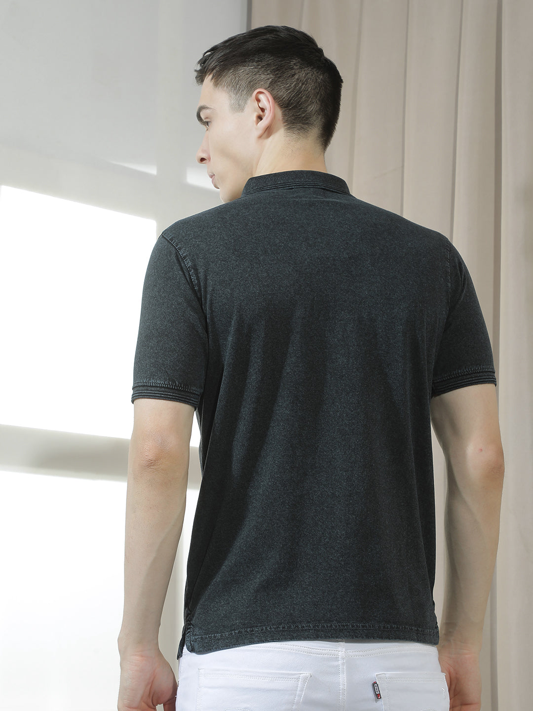 cobb black solid polo neck t-shirt