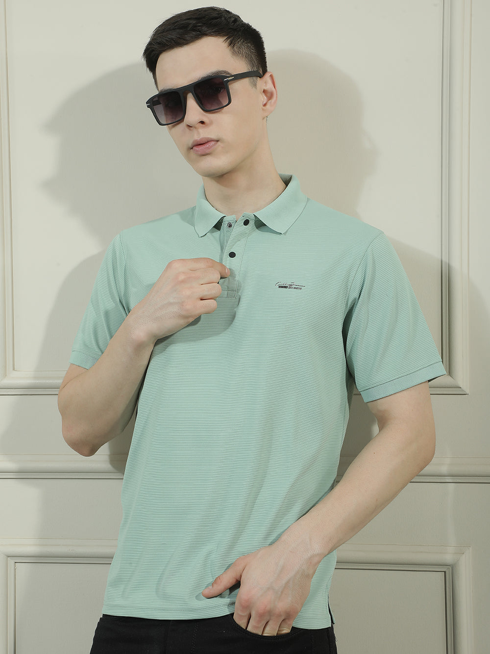 cobb sea green solid polo neck t-shirt