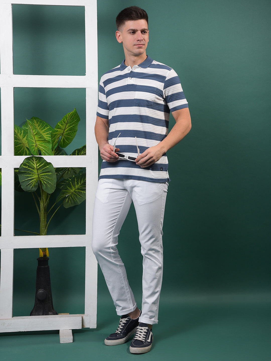 COBB OXFORD BLUE COLOR-BLOCK POLO NECK T-SHIRT