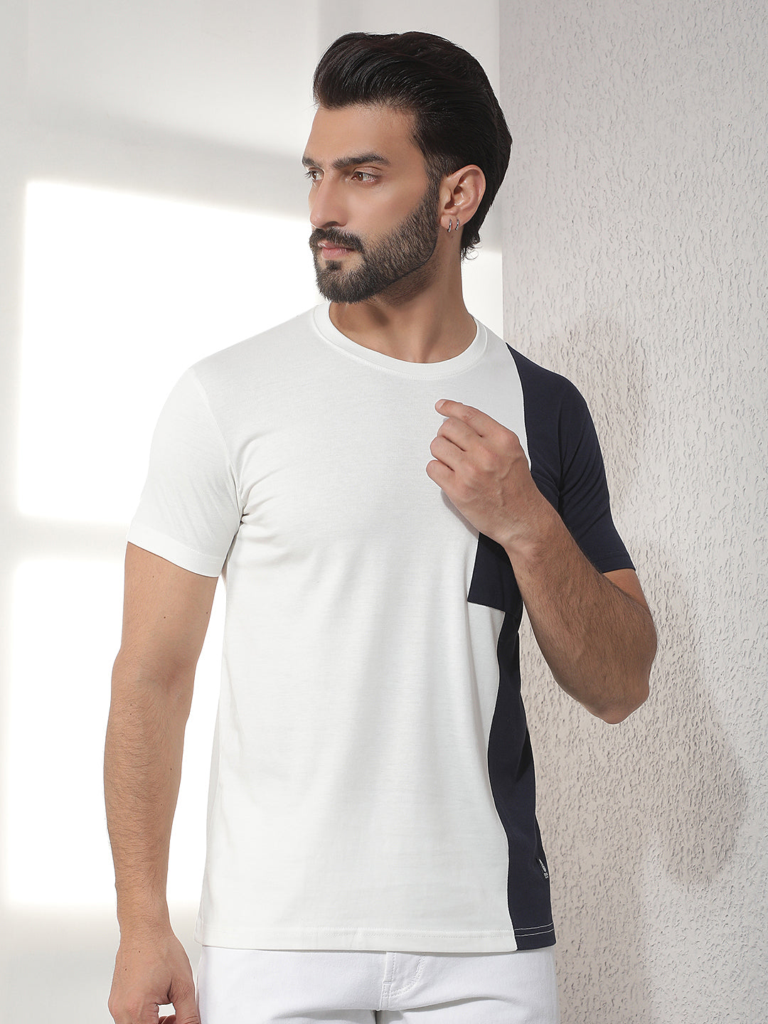 cobb white solid round neck t-shirt