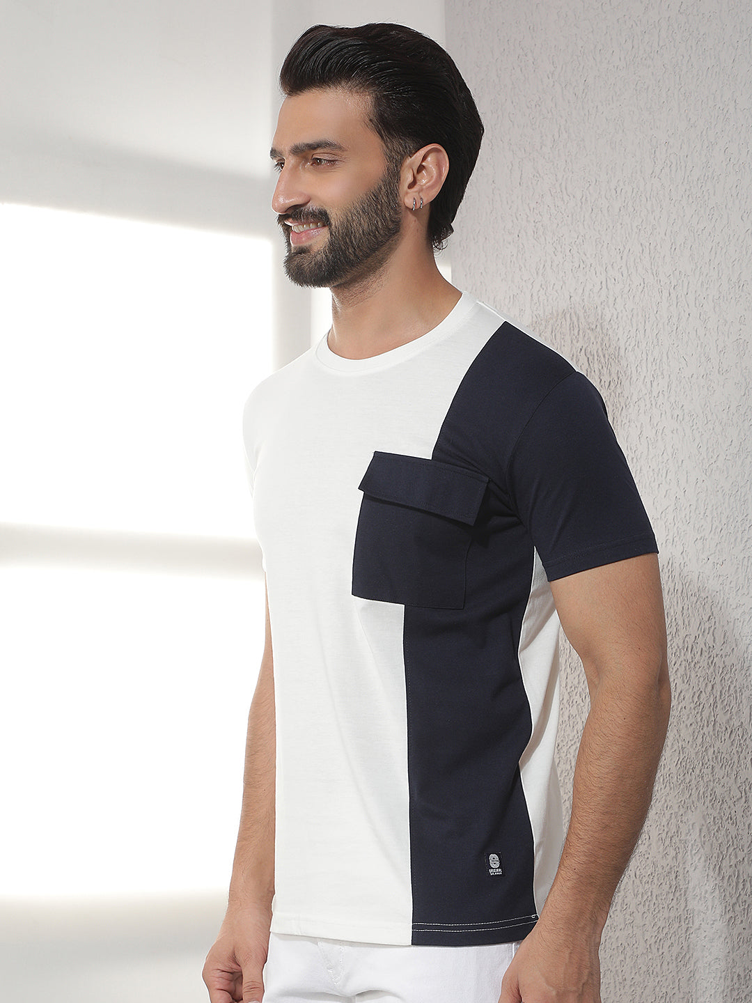 cobb white solid round neck t-shirt
