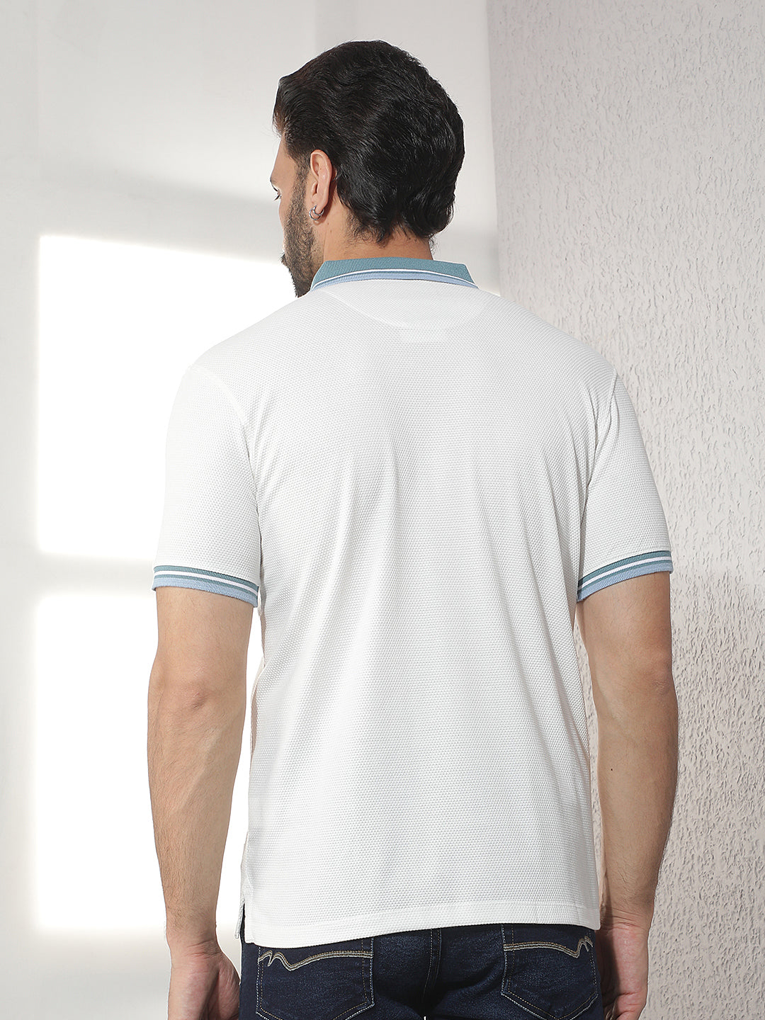 cobb white solid polo neck t-shirt