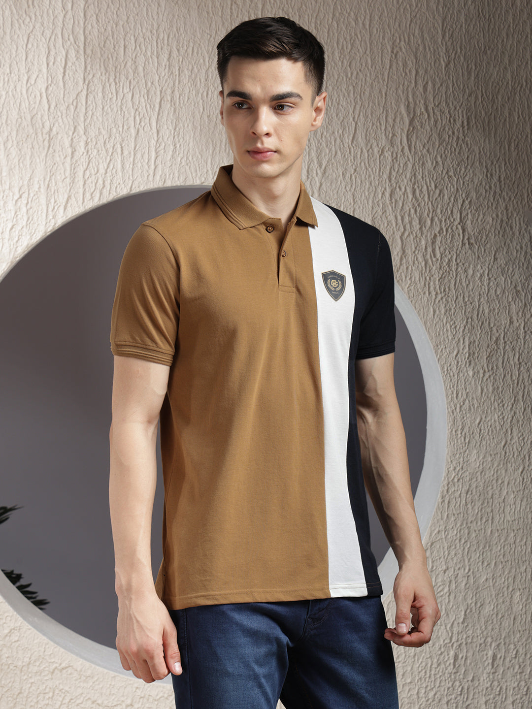 COBB TAN COLOR-BLOCK POLO NECK T-SHIRT