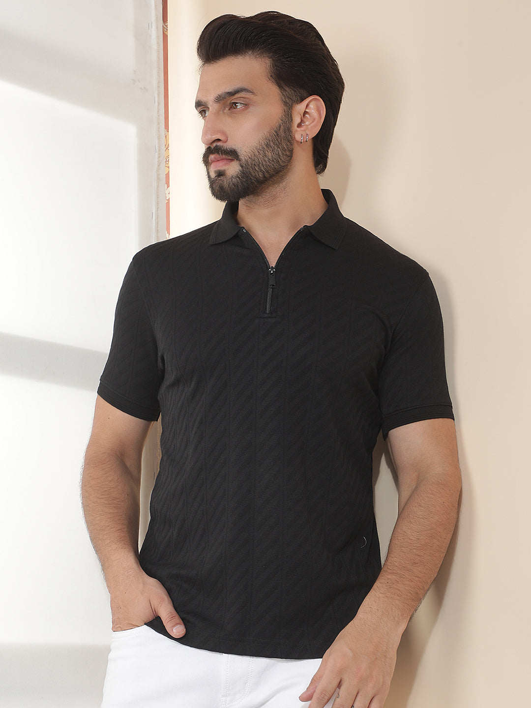 cobb black solid polo neck t-shirt