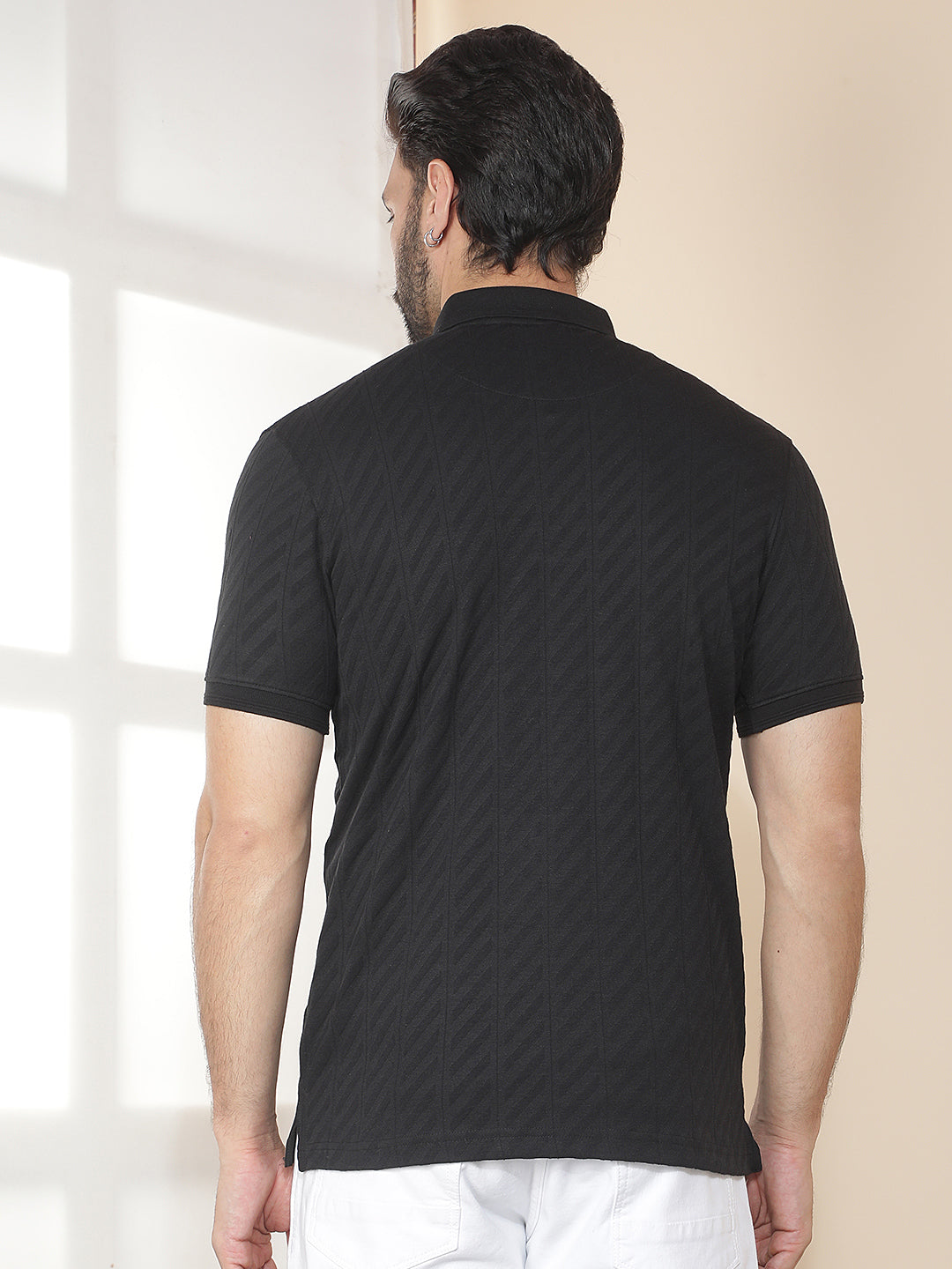 cobb black solid polo neck t-shirt