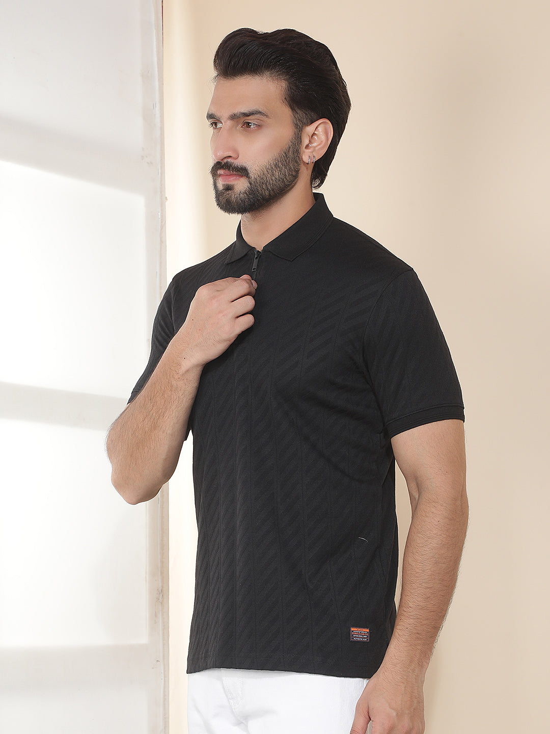 cobb black solid polo neck t-shirt