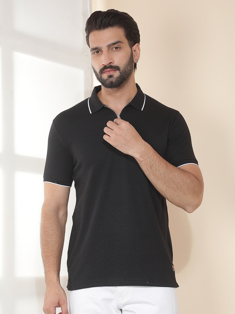 cobb black solid polo neck t-shirt