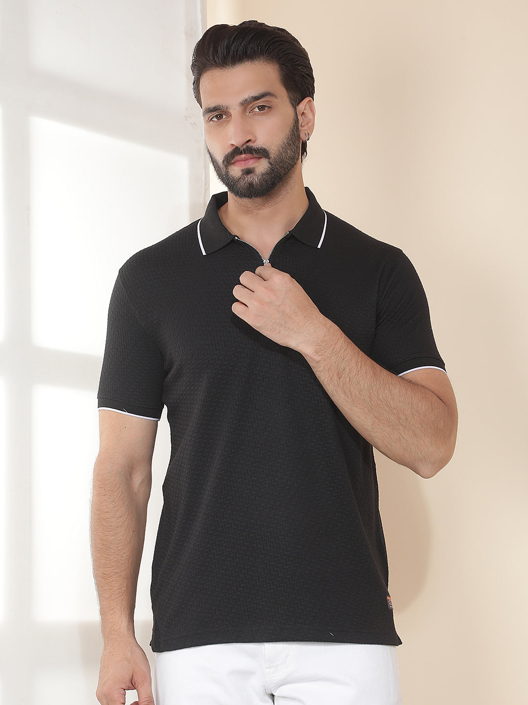 cobb black solid polo neck t-shirt
