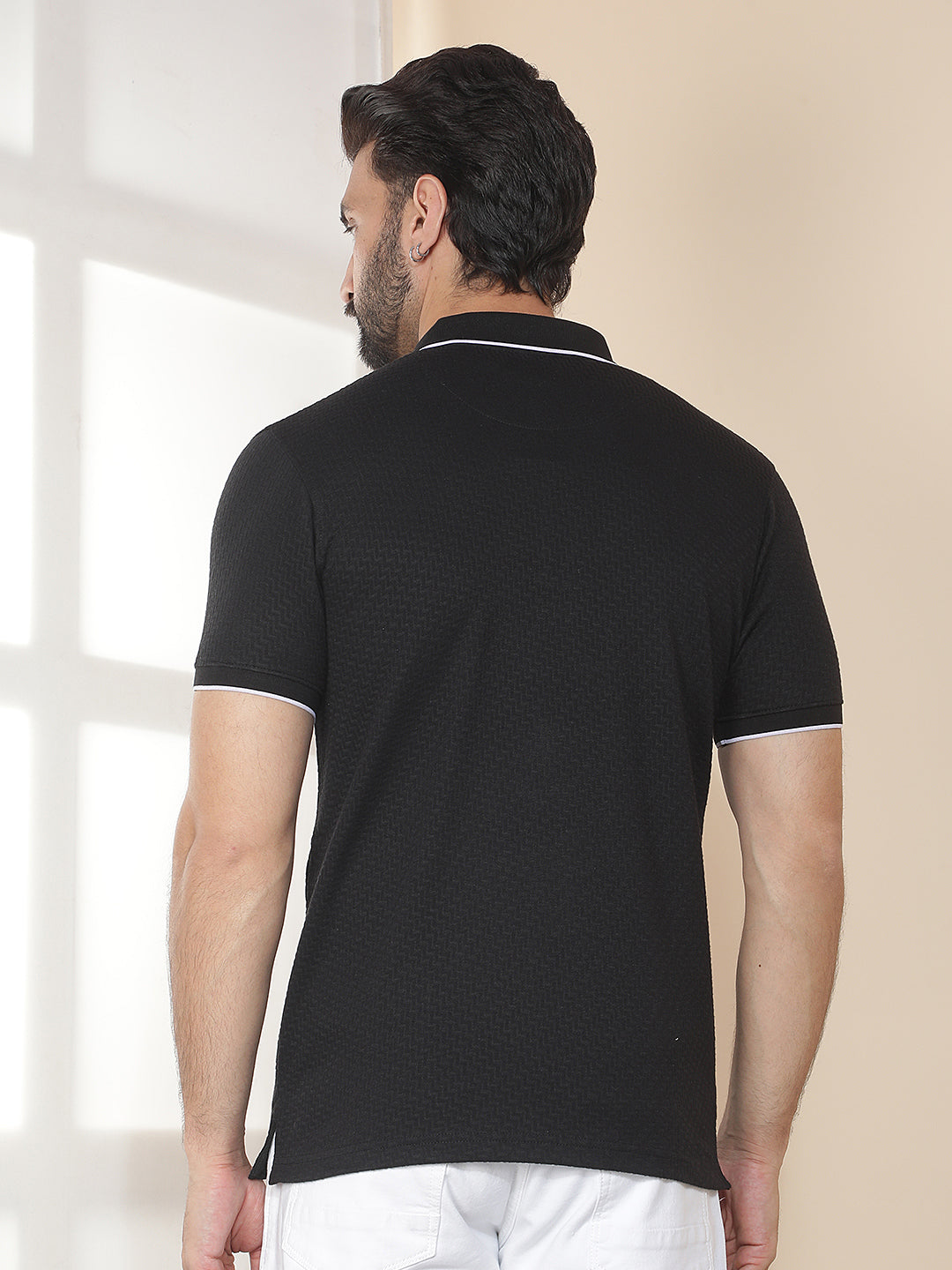 cobb black solid polo neck t-shirt