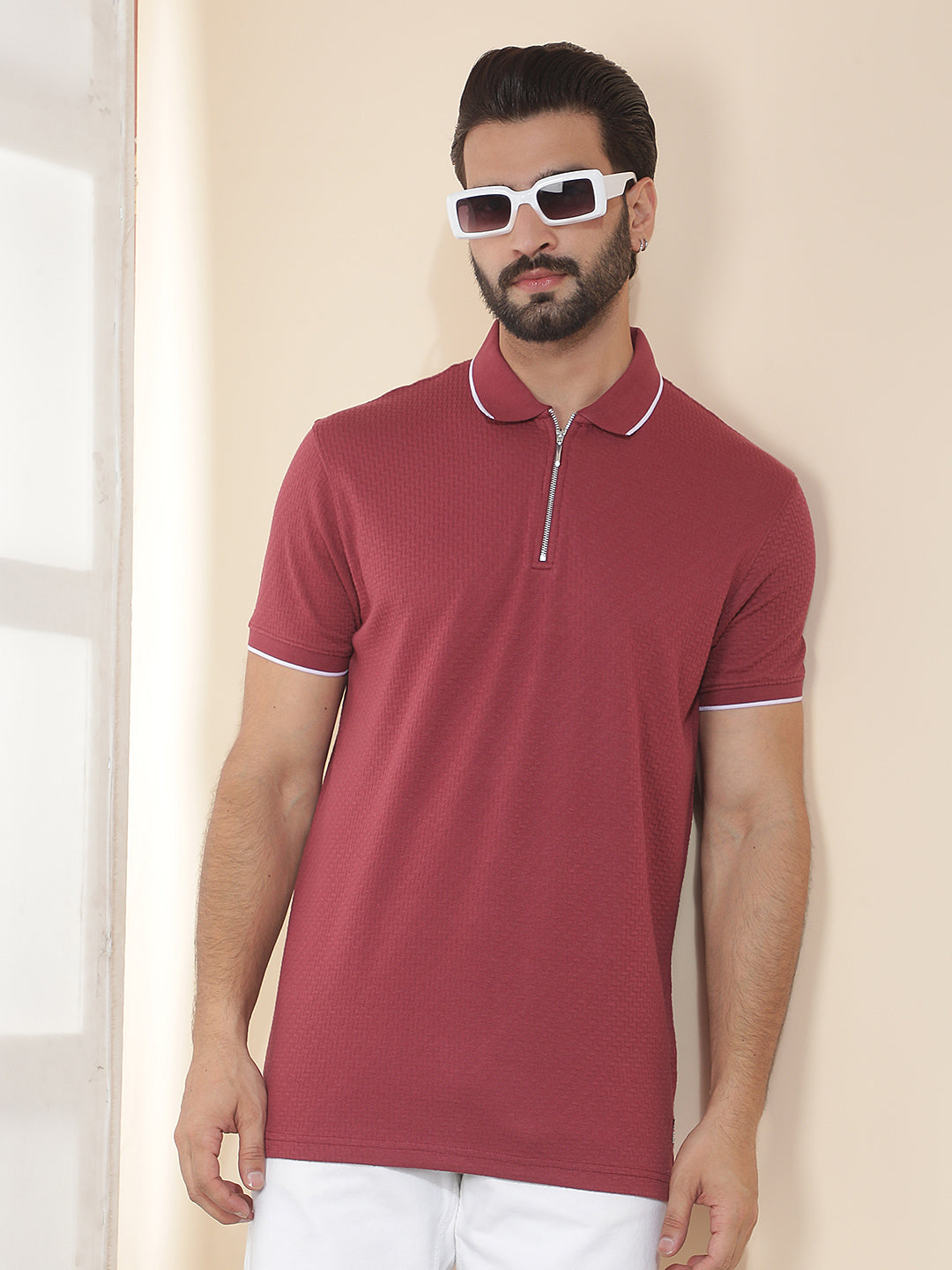 cobb maroon solid polo neck t-shirt