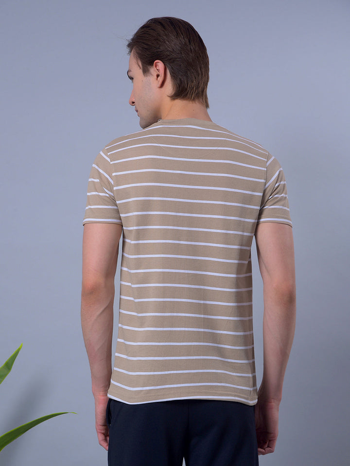 cobb beige striped round neck t-shirt