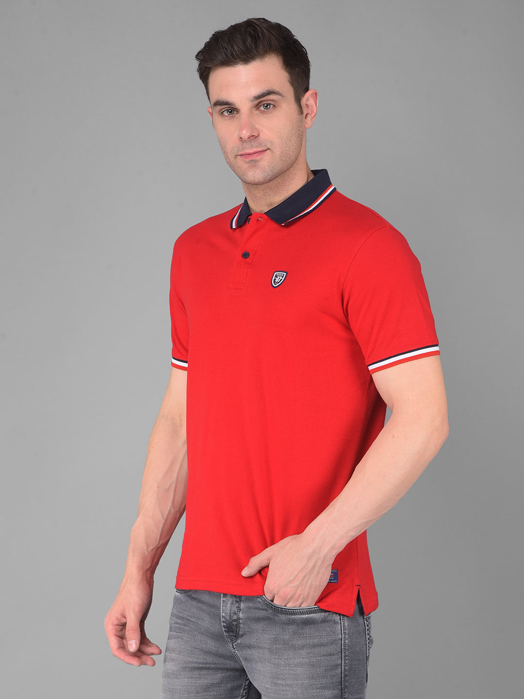 cobb solid red polo neck t-shirt