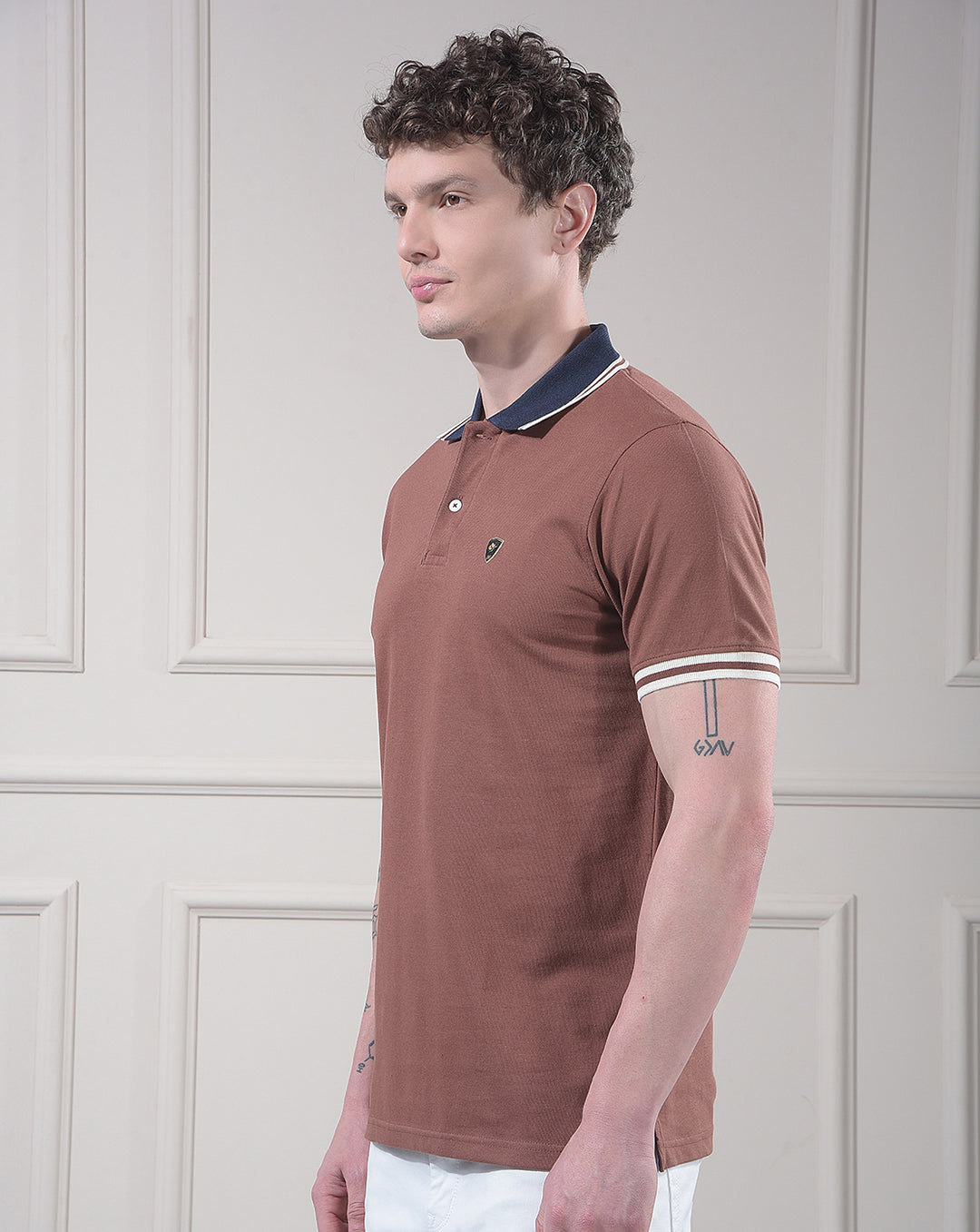 COBB CHOCLATE SOLID POLO NECK T-SHIRT