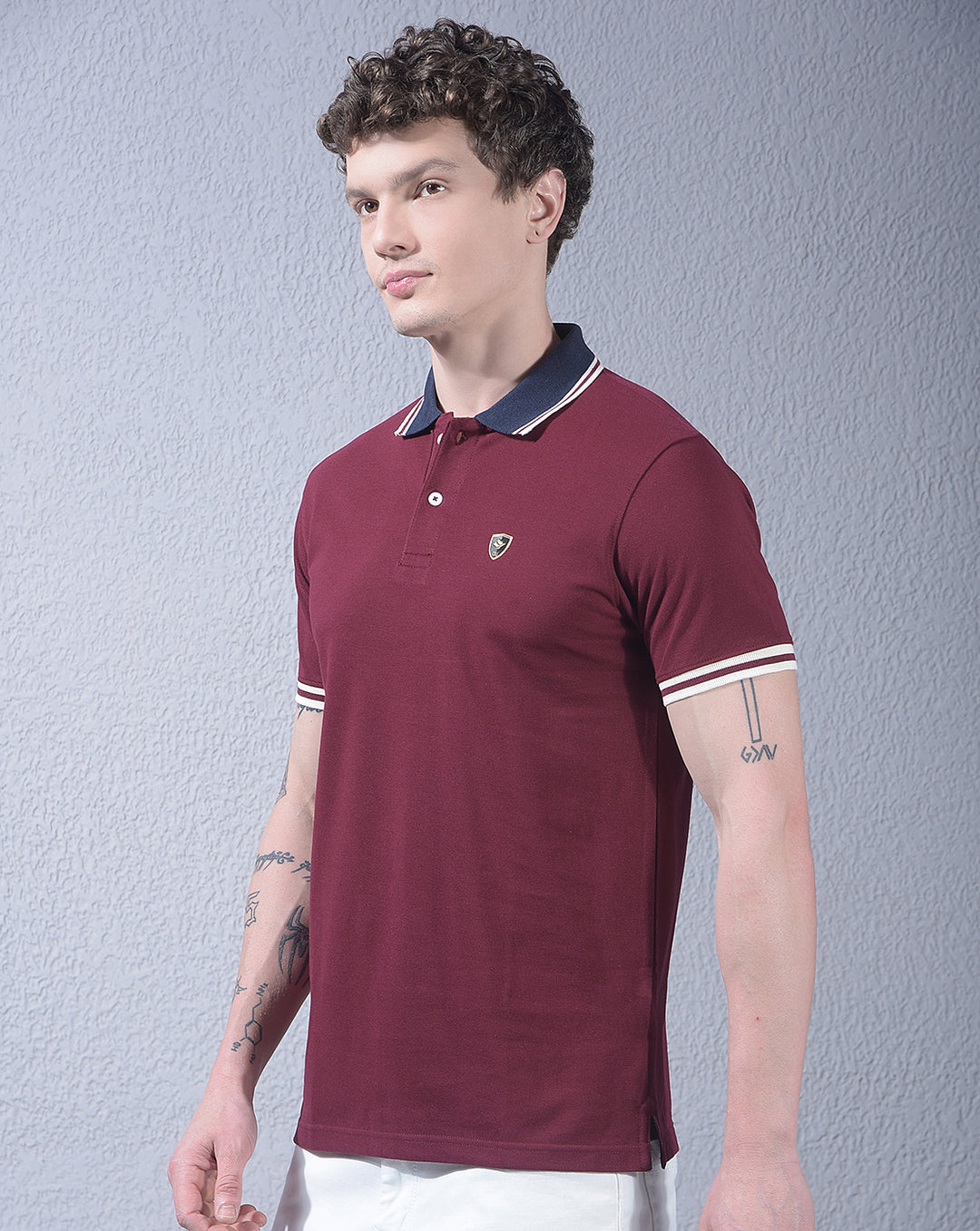 cobb wine solid polo neck t-shirt