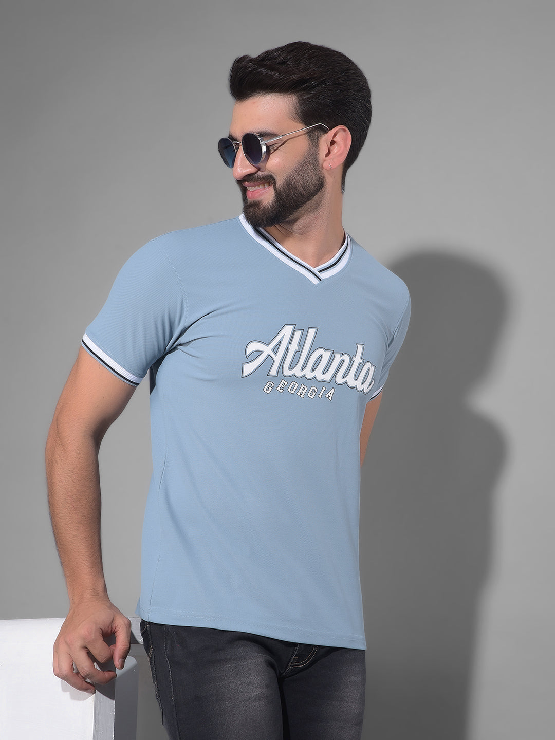 COBB DUSTY BLUE PRINTED V-NECK T-SHIRT