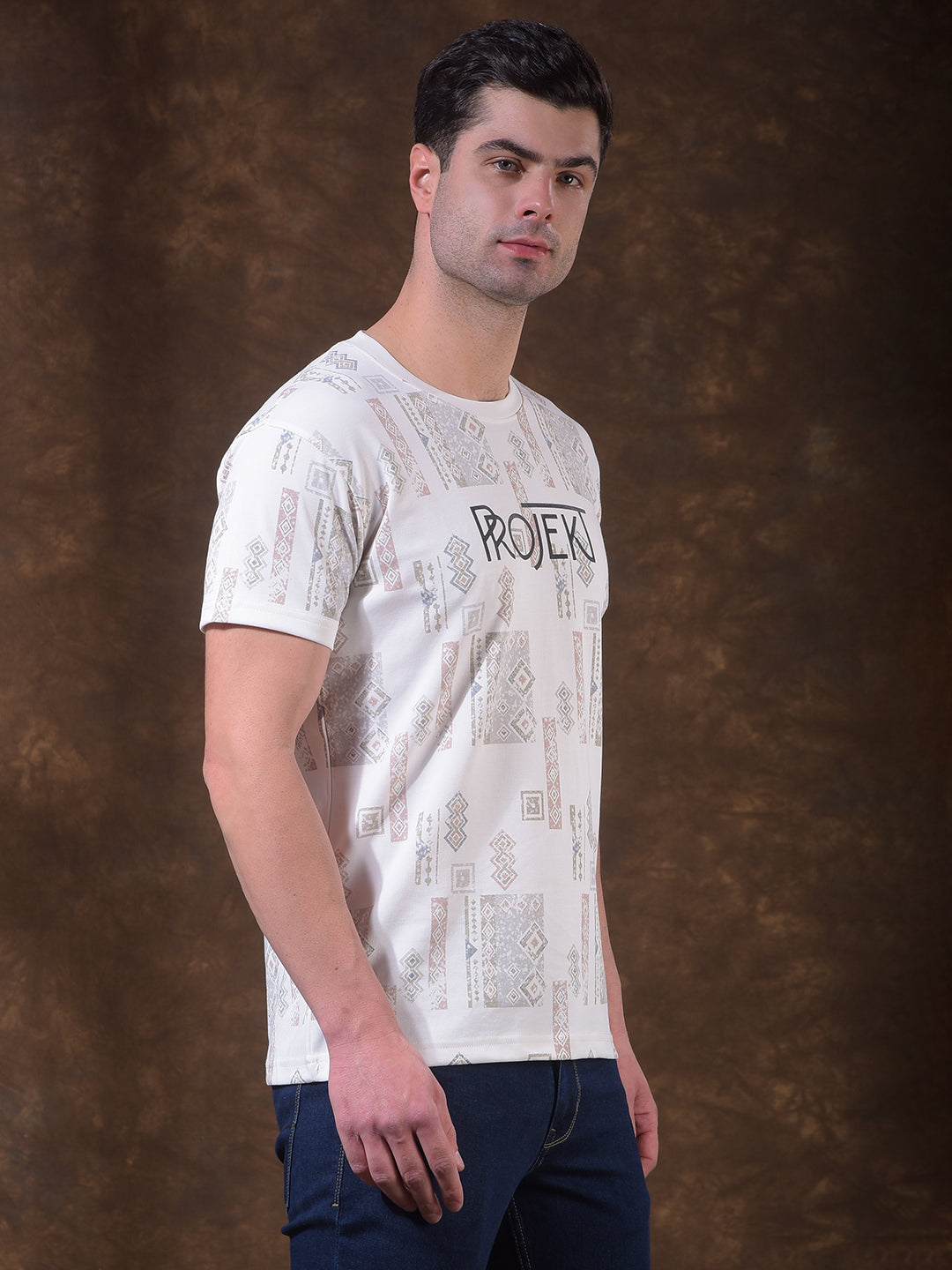 cobb white printed round neck t-shirt