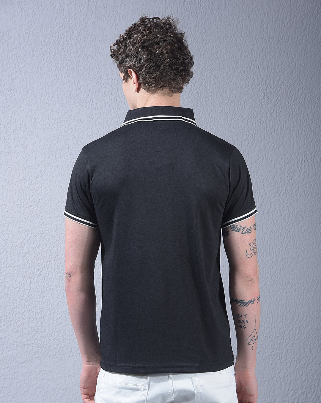 cobb black solid polo neck t-shirt