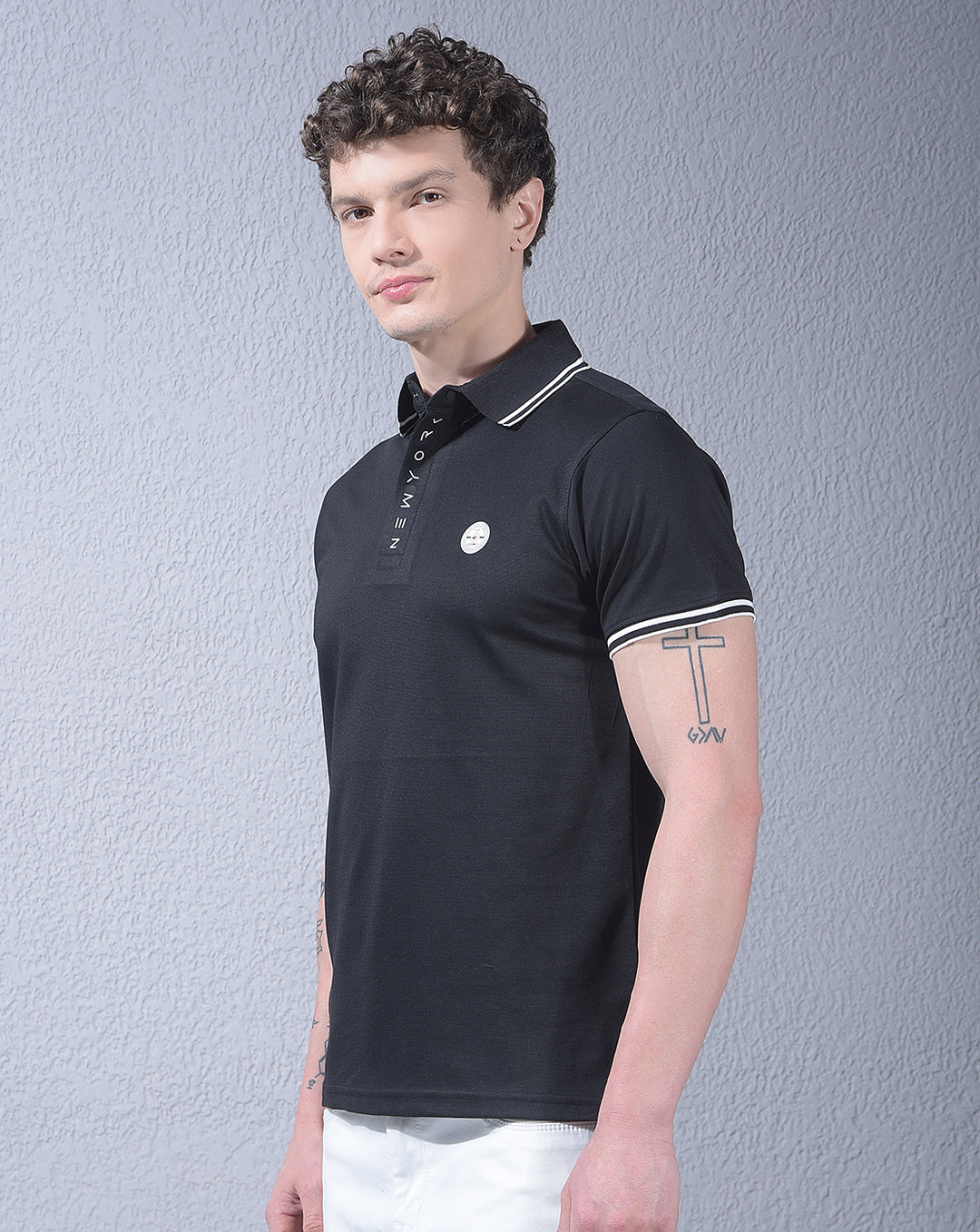 cobb black solid polo neck t-shirt