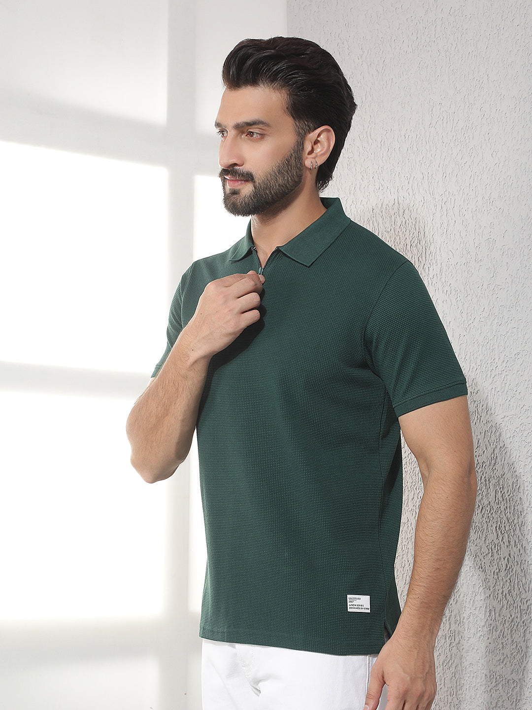 cobb bottle green solid polo neck t-shirt