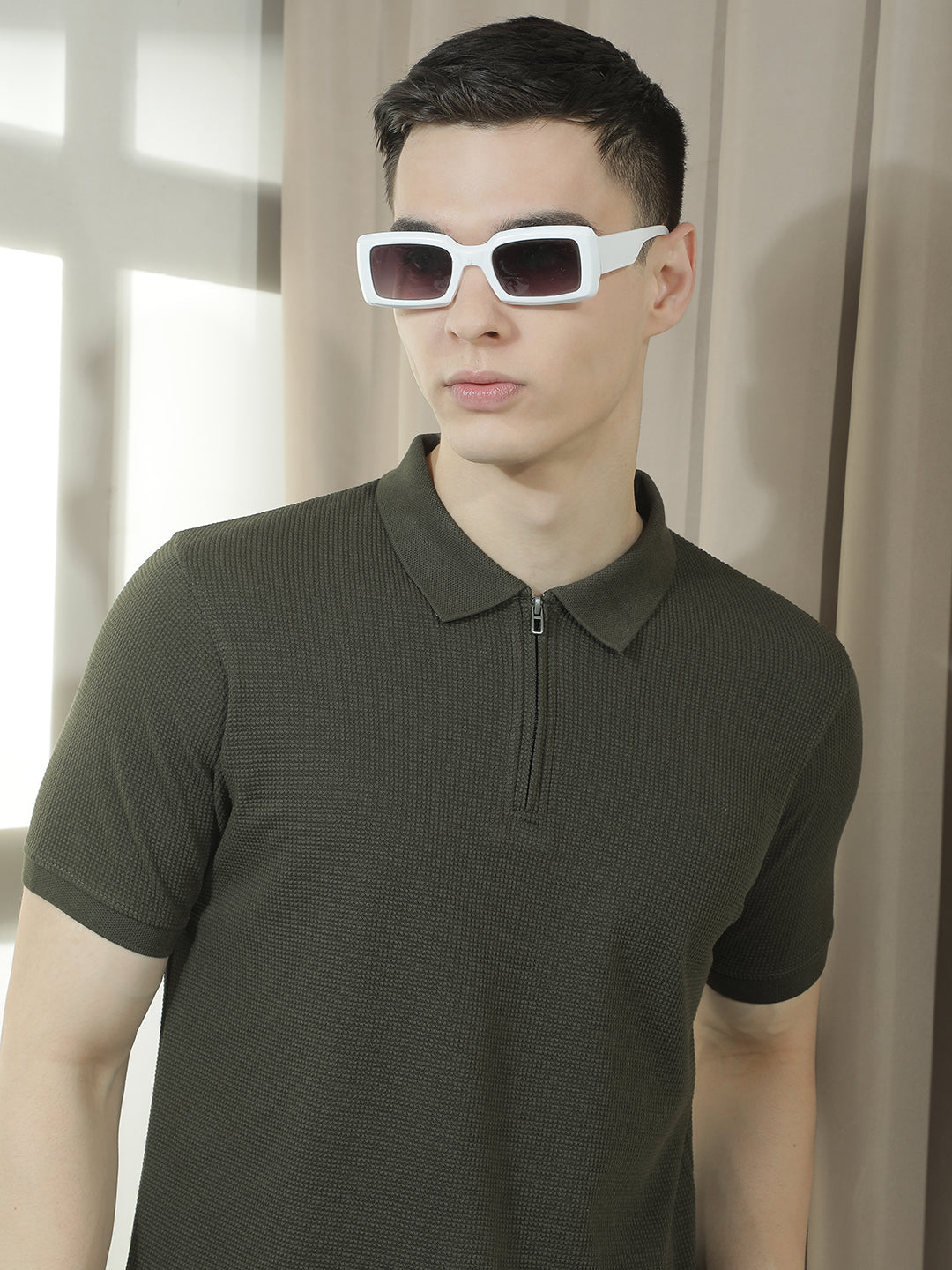 cobb olive solid polo neck t-shirt