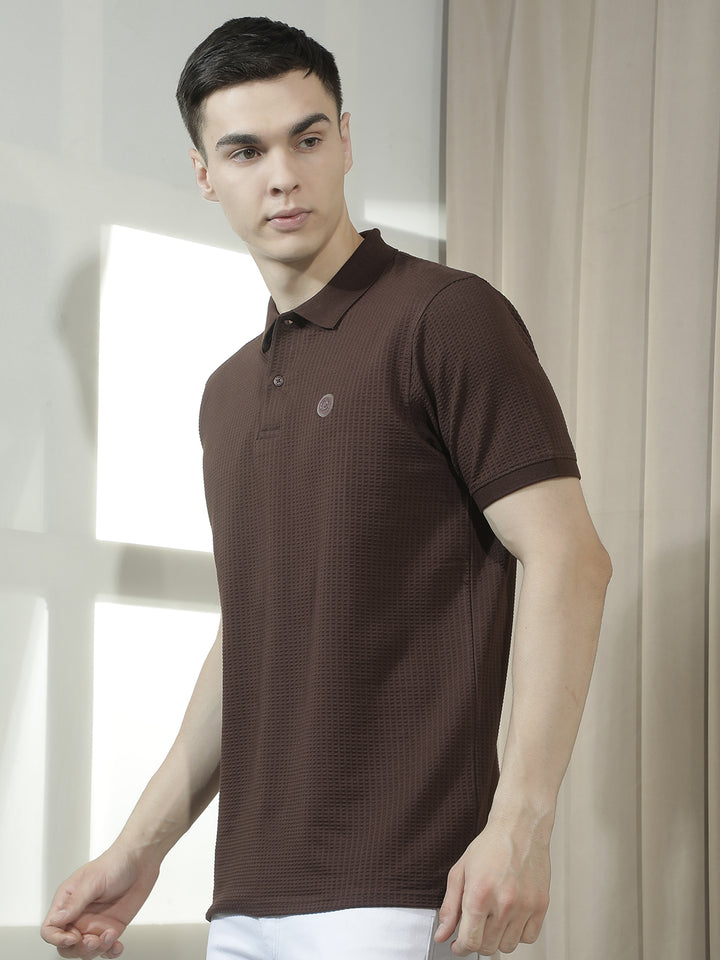 cobb brown solid polo neck t-shirt