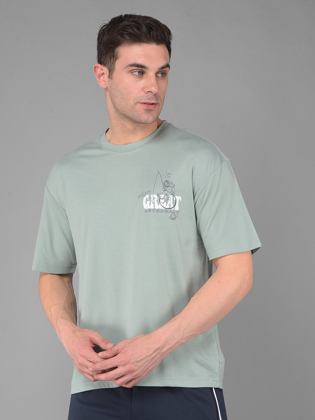 cobb pistachio printed round neck oversized t-shirt