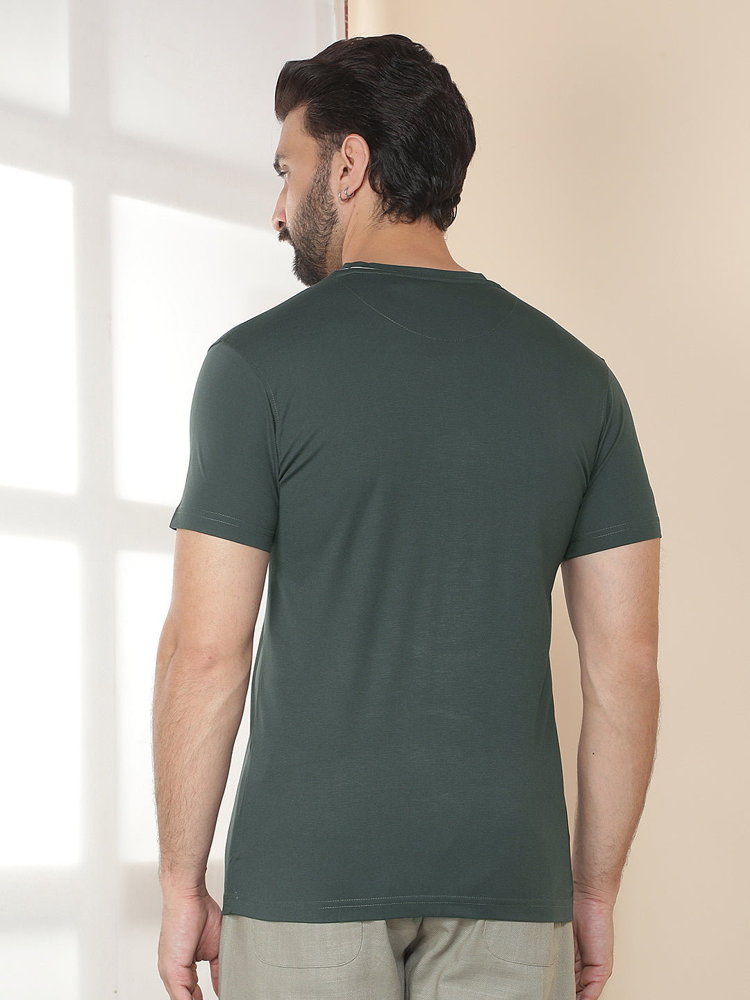 cobb bottle green printed round neck t-shirt