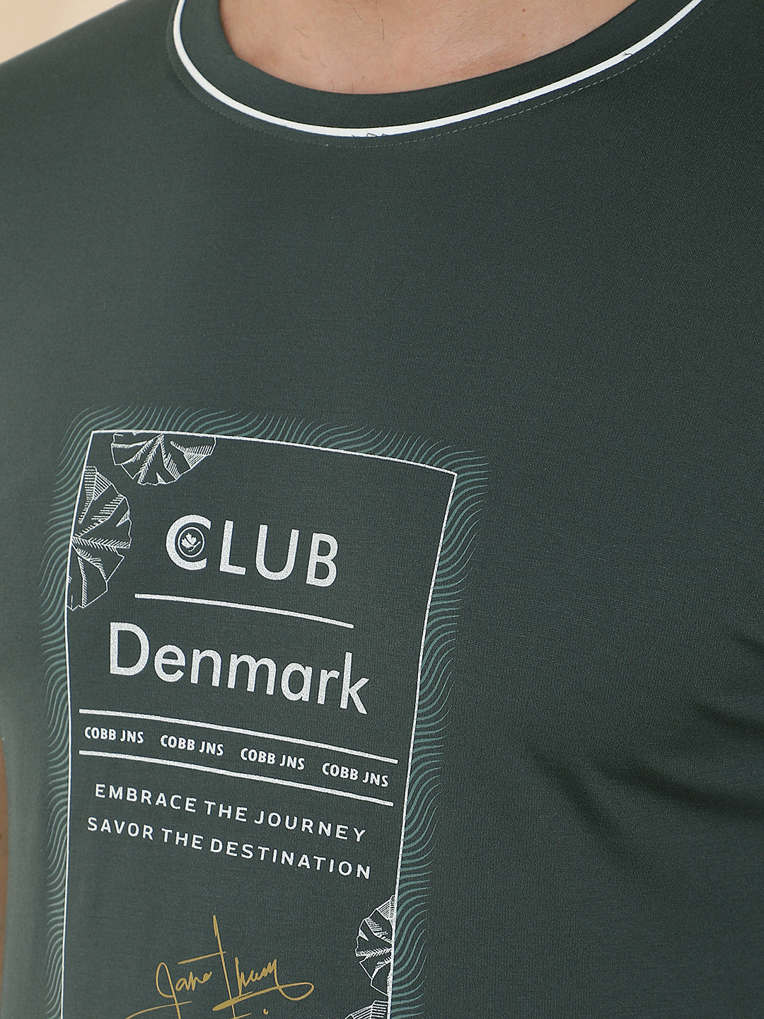 COBB BOTTLE GREEN PRINTED ROUND NECK T-SHIRT
