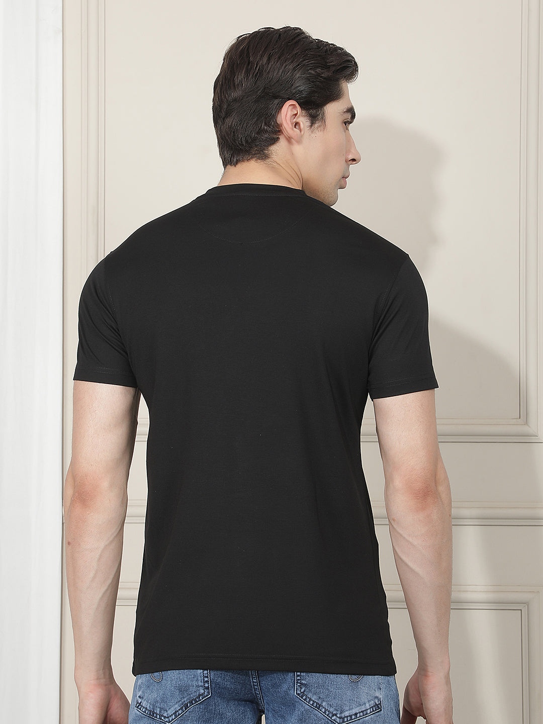 black printed round tees