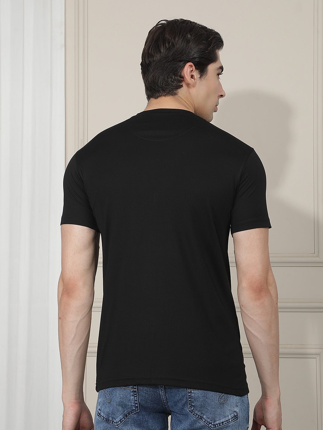 black printed round tees
