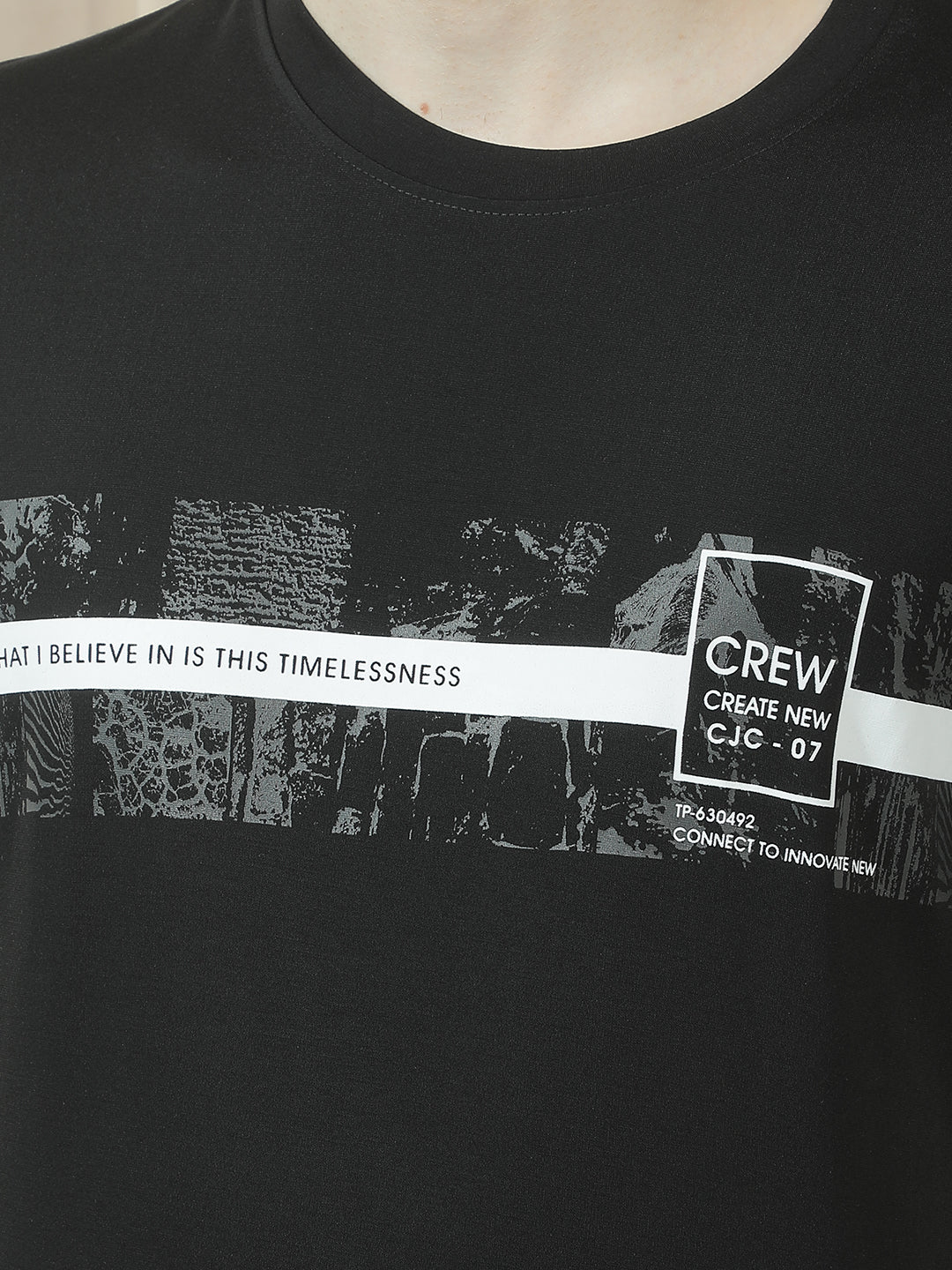 COBB BLACK PRINTED ROUND NECK T-SHIRT