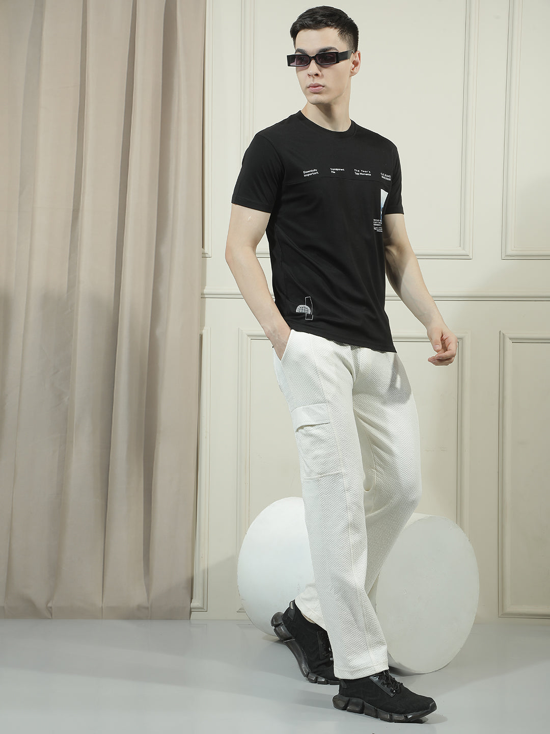 COBB BLACK PRINTED ROUND NECK T-SHIRT